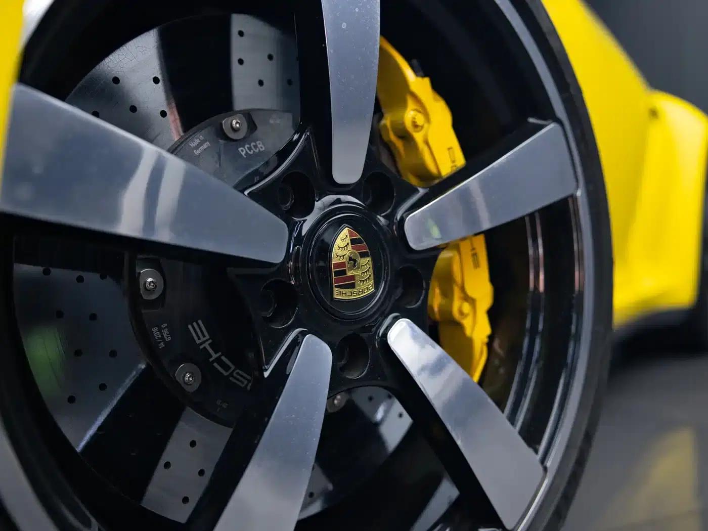 2022 Porsche 911 Carrera 3.0T — миниатюра 36
