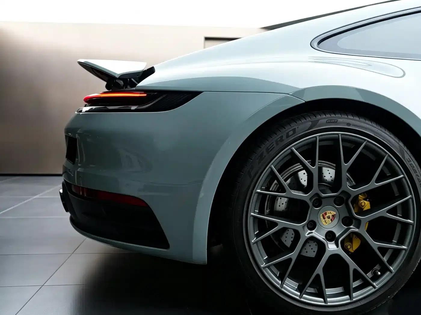 Porsche 911 2020 Carrera 3.0T — миниатюра 11