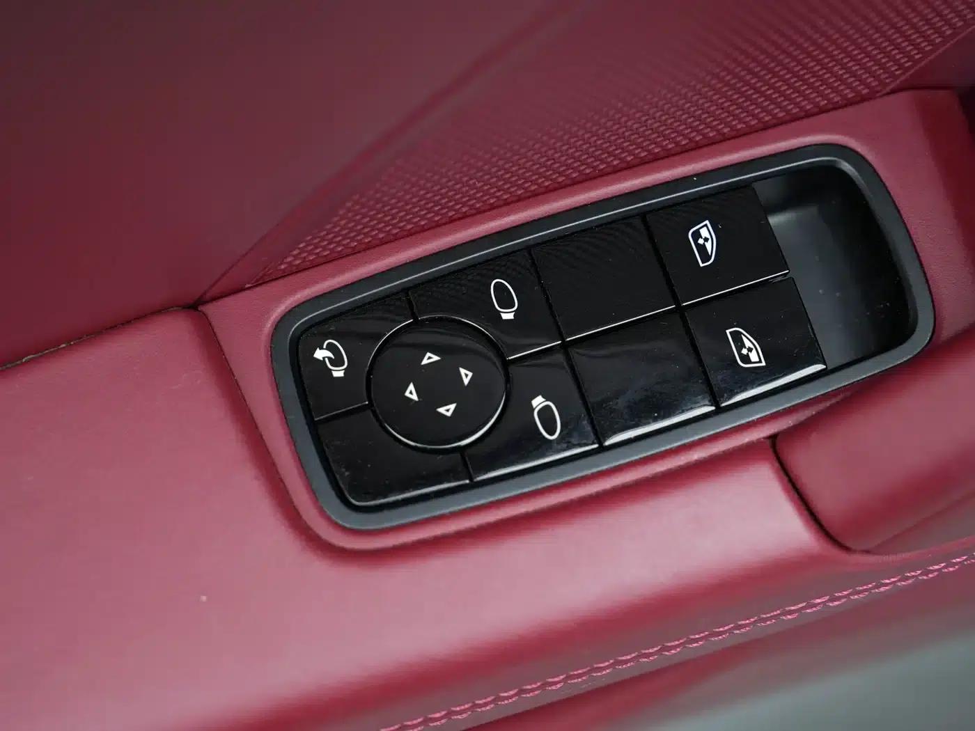 Porsche 911 2020 Carrera 3.0T — миниатюра 32