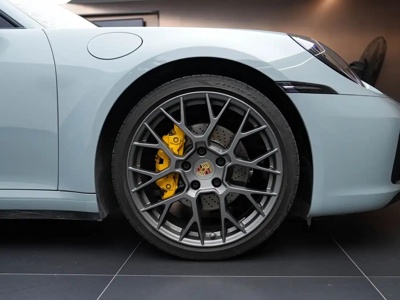 Porsche 911 2020 Carrera 3.0T — миниатюра 10