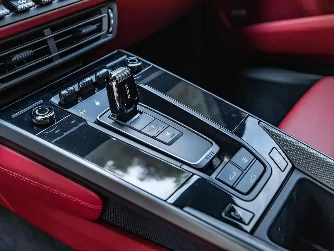 Porsche 911 2020 Carrera 3.0T — миниатюра 11