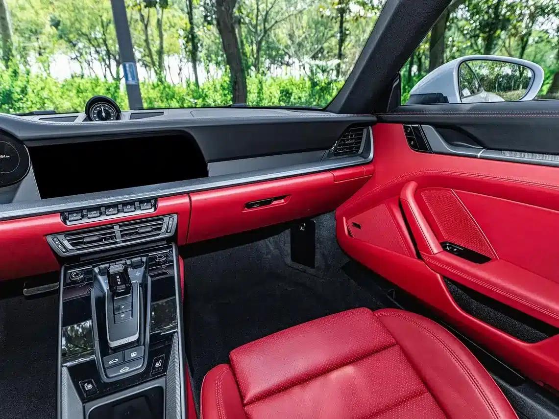 Porsche 911 2020 Carrera 3.0T — миниатюра 17