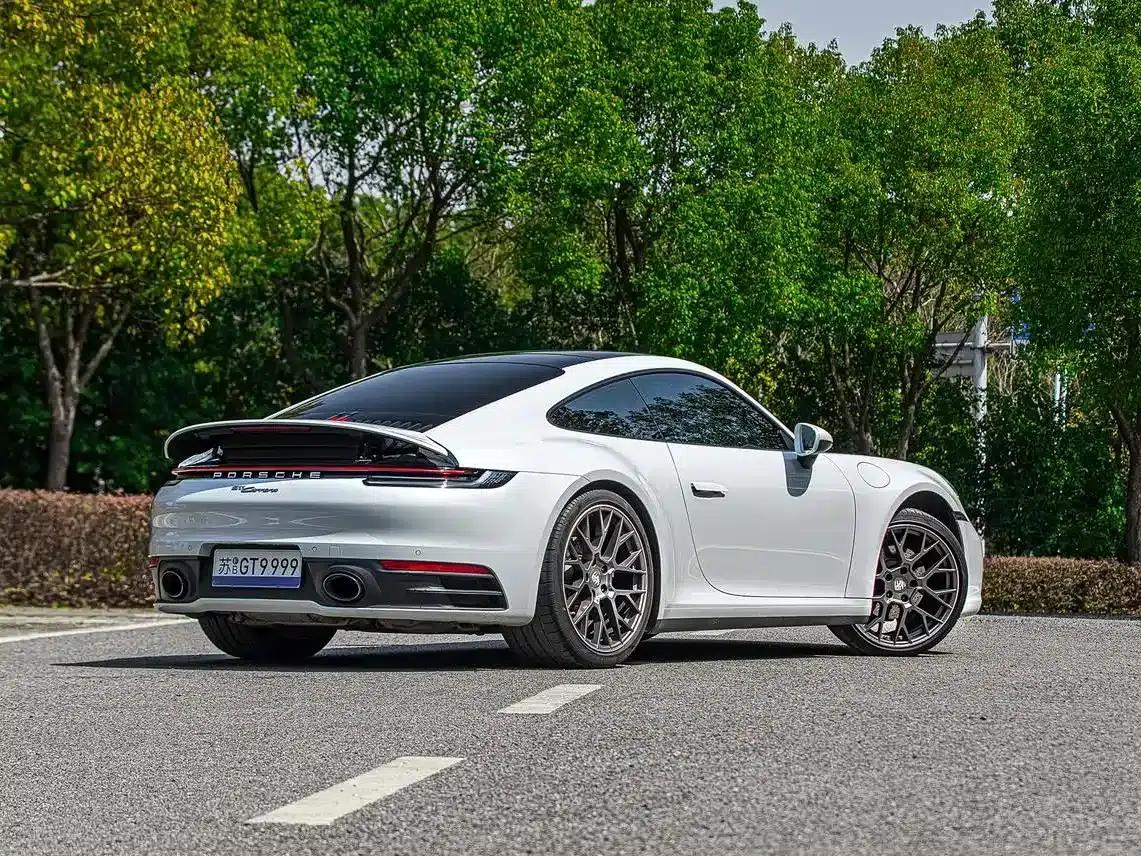Porsche 911 2020 Carrera 3.0T — миниатюра 10