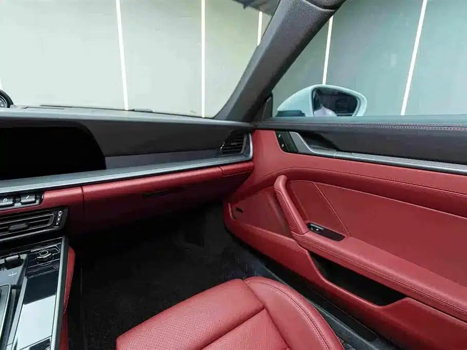 2023 Porsche 911 Carrera 3.0T — миниатюра 11