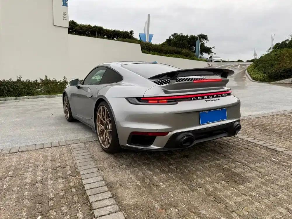 2022 Porsche 911 Turbo S 3.7T — миниатюра 10