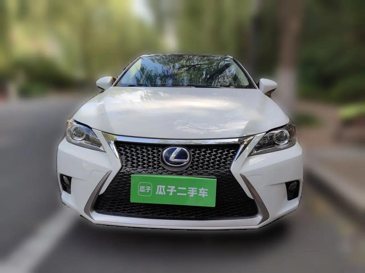 Lexus CT 2014 CT200h Comfort Edition Two-Tone — миниатюра 2