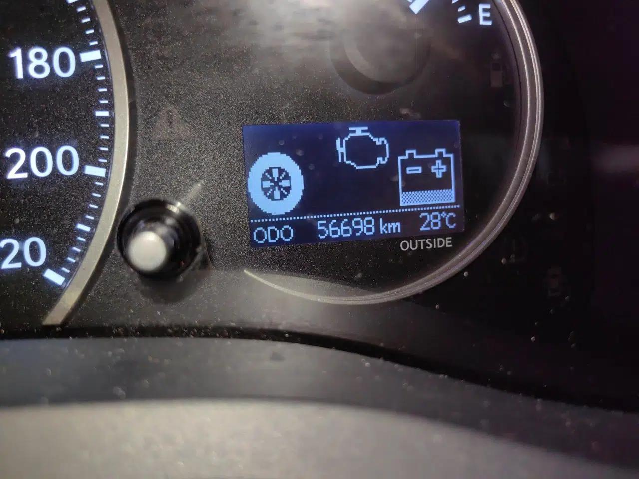 Lexus CT 2014 CT200h Comfort Edition Two-Tone — миниатюра 12
