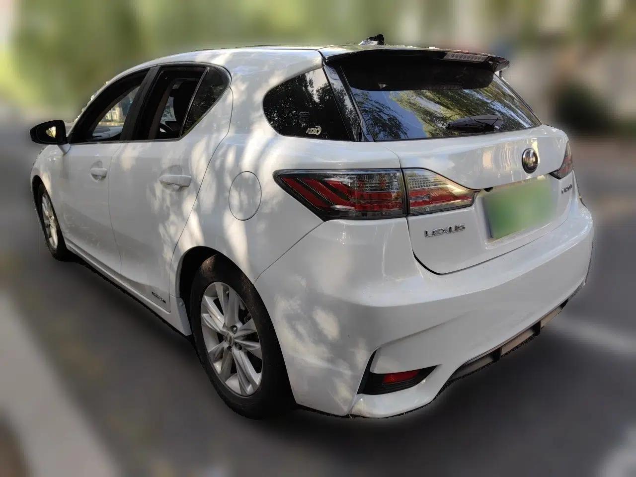 Lexus CT 2014 CT200h Comfort Edition Two-Tone — миниатюра 4