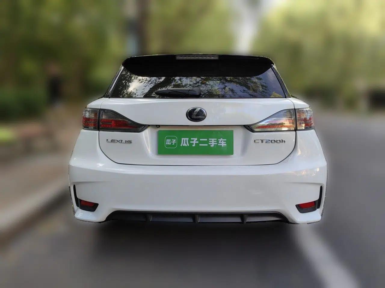 Lexus CT 2014 CT200h Comfort Edition Two-Tone — миниатюра 5