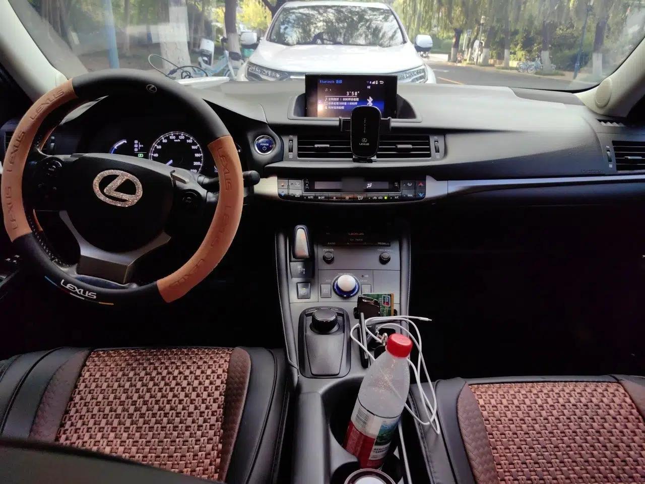Lexus CT 2014 CT200h Comfort Edition Two-Tone — миниатюра 9