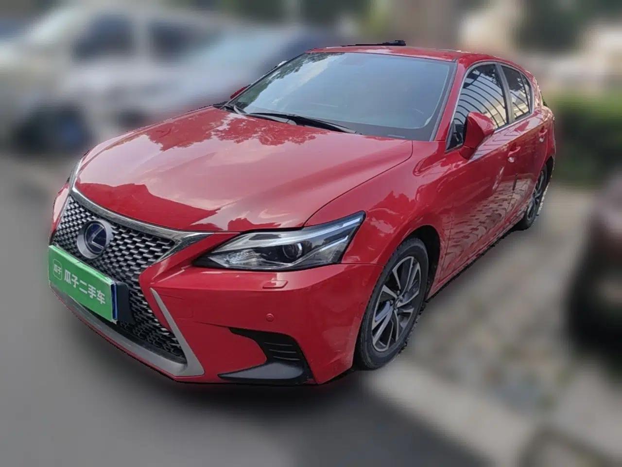 Lexus CT 2020 CT200h Comfort Edition Monochrome — миниатюра 1