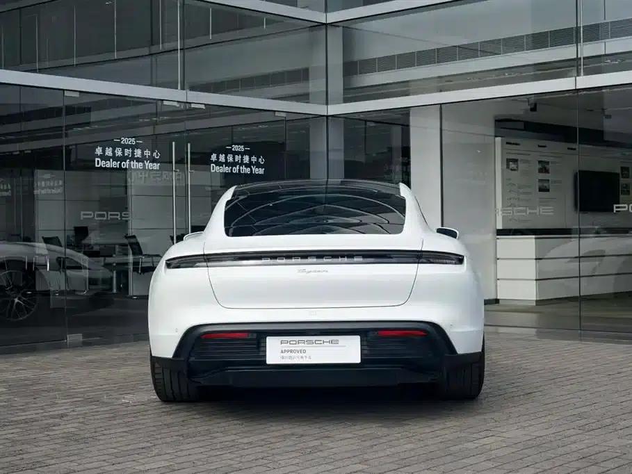 2022 Taycan — миниатюра 6