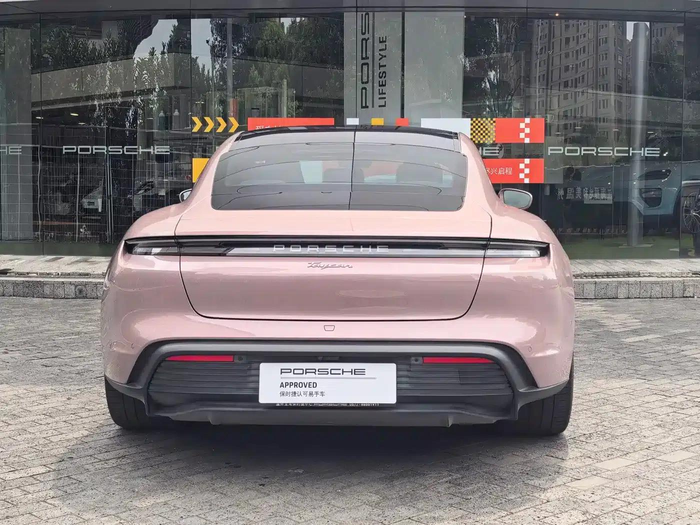 2025 Taycan — миниатюра 20