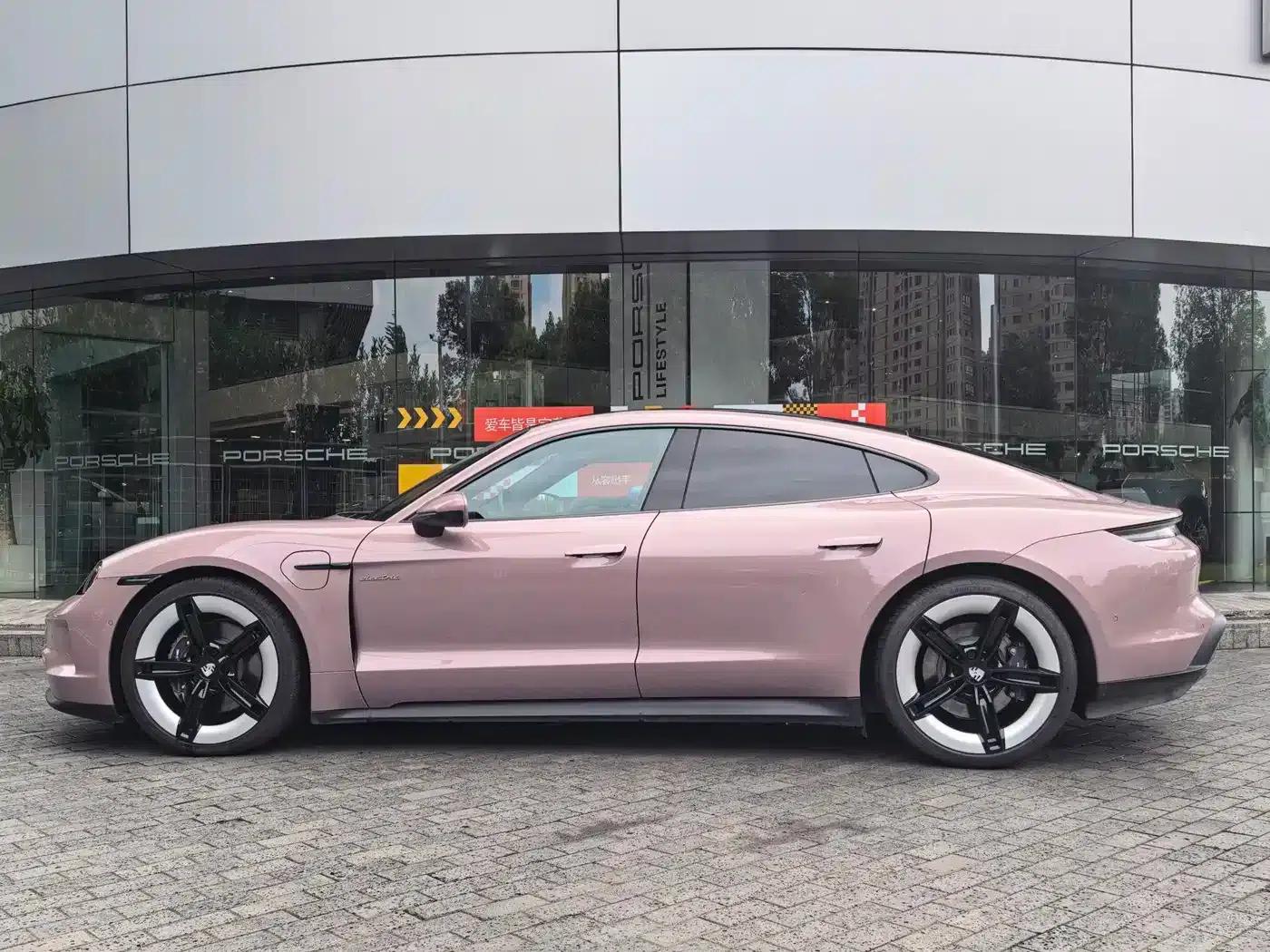 2025 Taycan — миниатюра 3