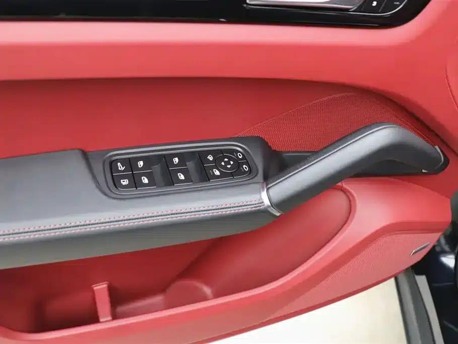 2023 Cayenne E-Hybrid 2.0T — миниатюра 12