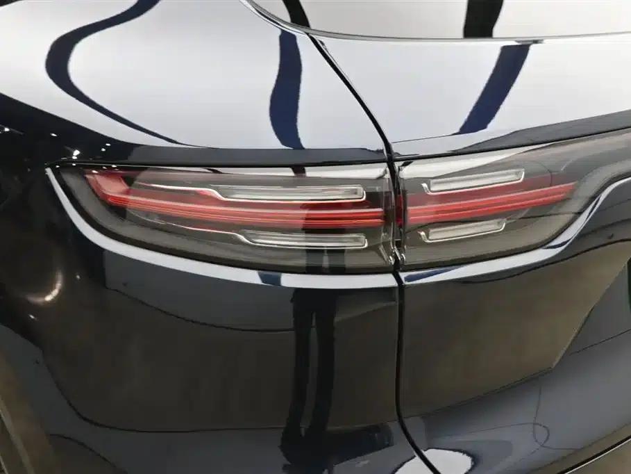 2023 Cayenne E-Hybrid 2.0T — миниатюра 29