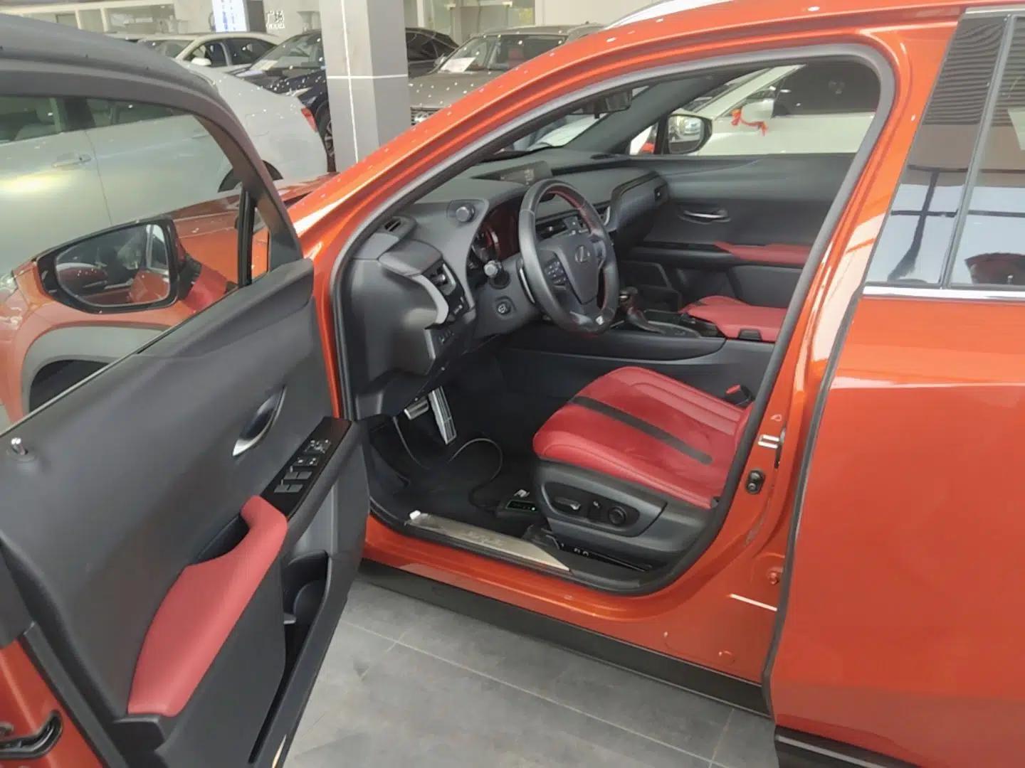 Lexus UX 2020 200 F SPORT Version — миниатюра 23