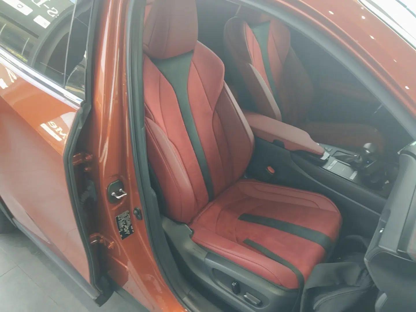 Lexus UX 2020 200 F SPORT Version — миниатюра 24