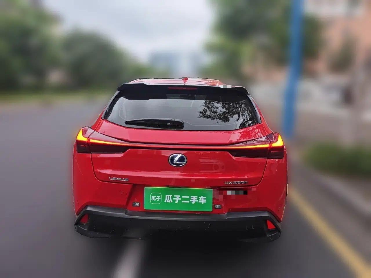 Lexus UX 2020 260h Explore-Cool Edition — миниатюра 5