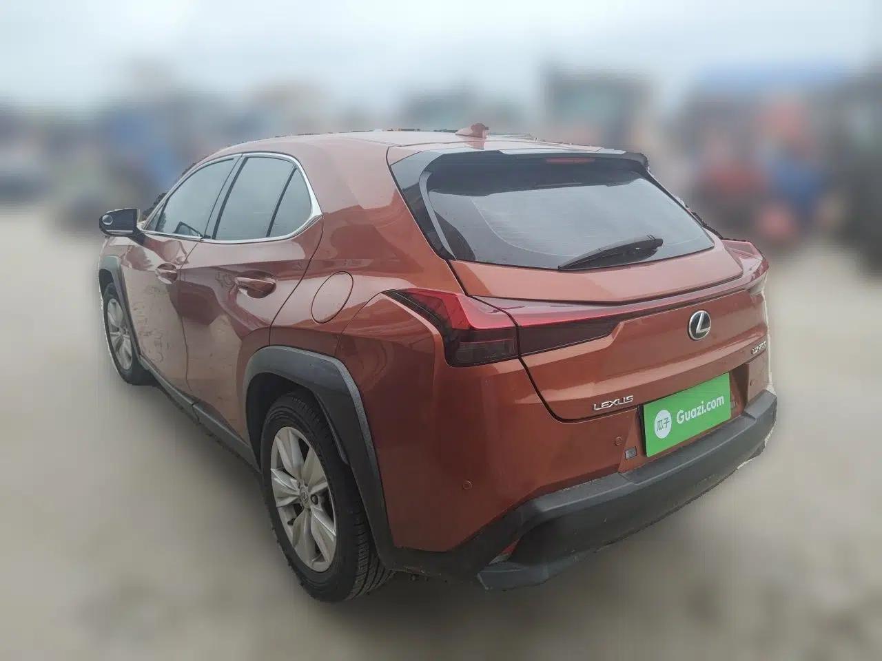 Lexus UX 2020 200 Special Edition — миниатюра 4