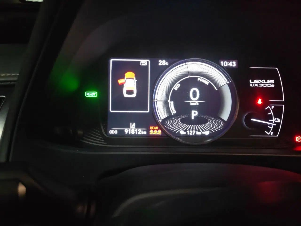 Lexus UX New Energy 2020 300e Pure·Joy Edition — миниатюра 11