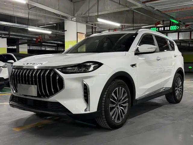 Jetour X70 PLUS 2023 1.5T DCT Warrior PLUS 7-seater
