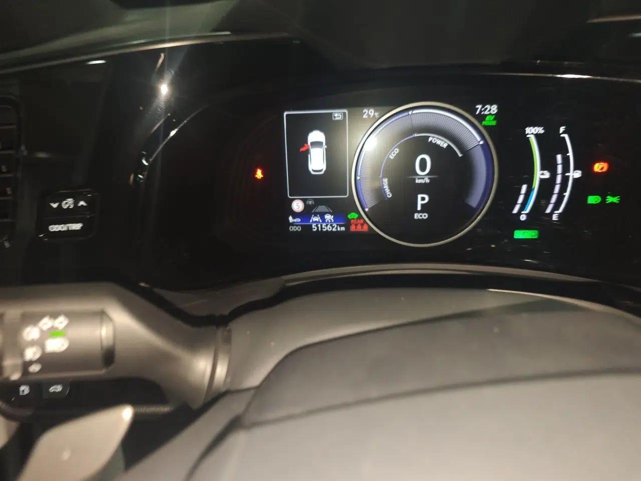 Lexus NX New Energy 2022 400h+ Comfort Edition — миниатюра 12