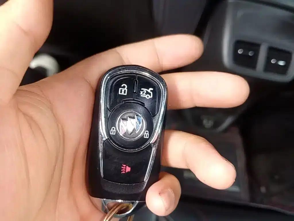 Buick Regal 2020 GS 28T Elite — миниатюра 9