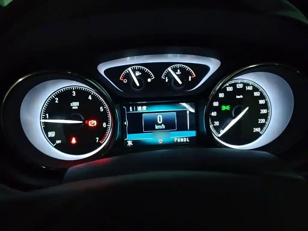 2018 Buick Envision Plus 28T AWD Elite — миниатюра 4