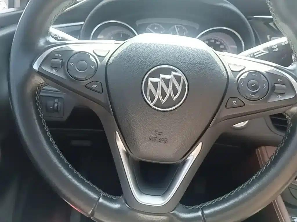 2018 Buick Envision Plus 28T AWD Elite — миниатюра 11