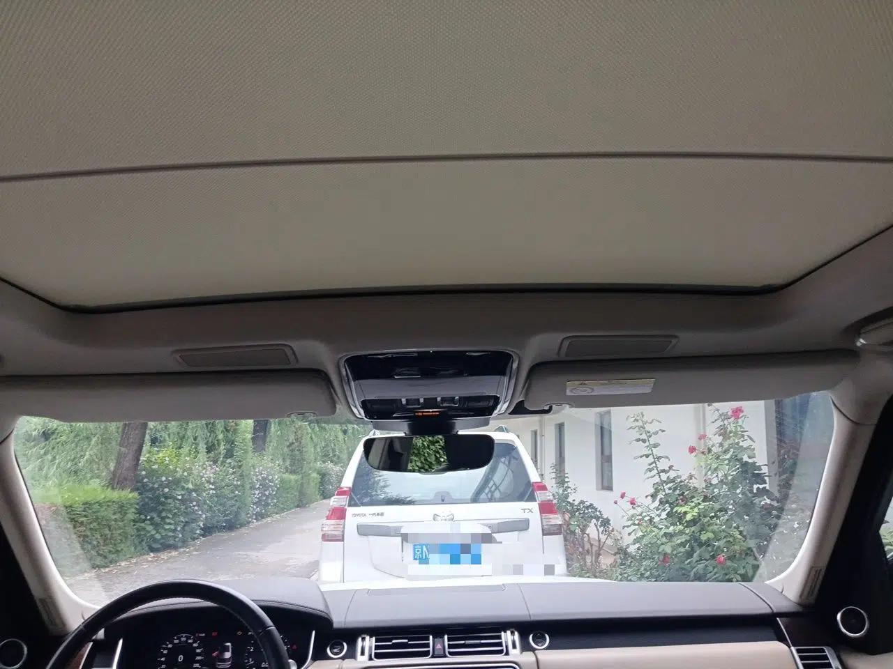 Land Rover Range 2021 3.0 L6 Century Extended Classic Edition — миниатюра 18