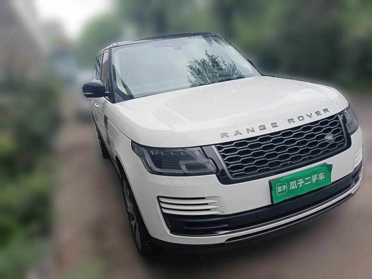Land Rover Range 2021 3.0 L6 Century Extended Classic Edition — миниатюра 3