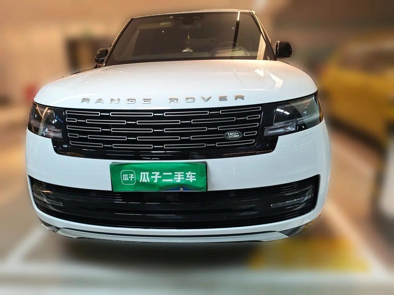 Land Rover Range 2024 3.0 L6 400 PS Extended Luxury Edition — миниатюра 2