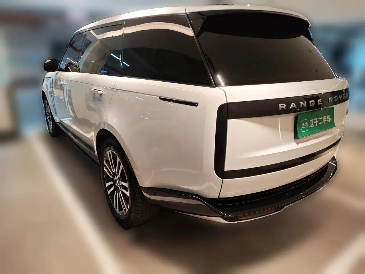 Land Rover Range 2024 3.0 L6 400 PS Extended Luxury Edition — миниатюра 4