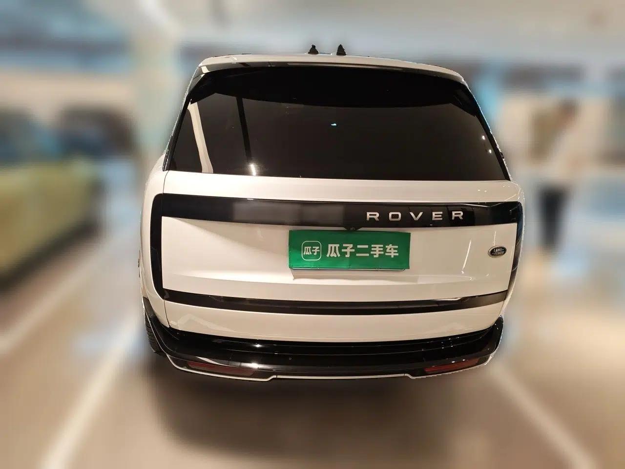 Land Rover Range 2024 3.0 L6 400 PS Extended Luxury Edition — миниатюра 5