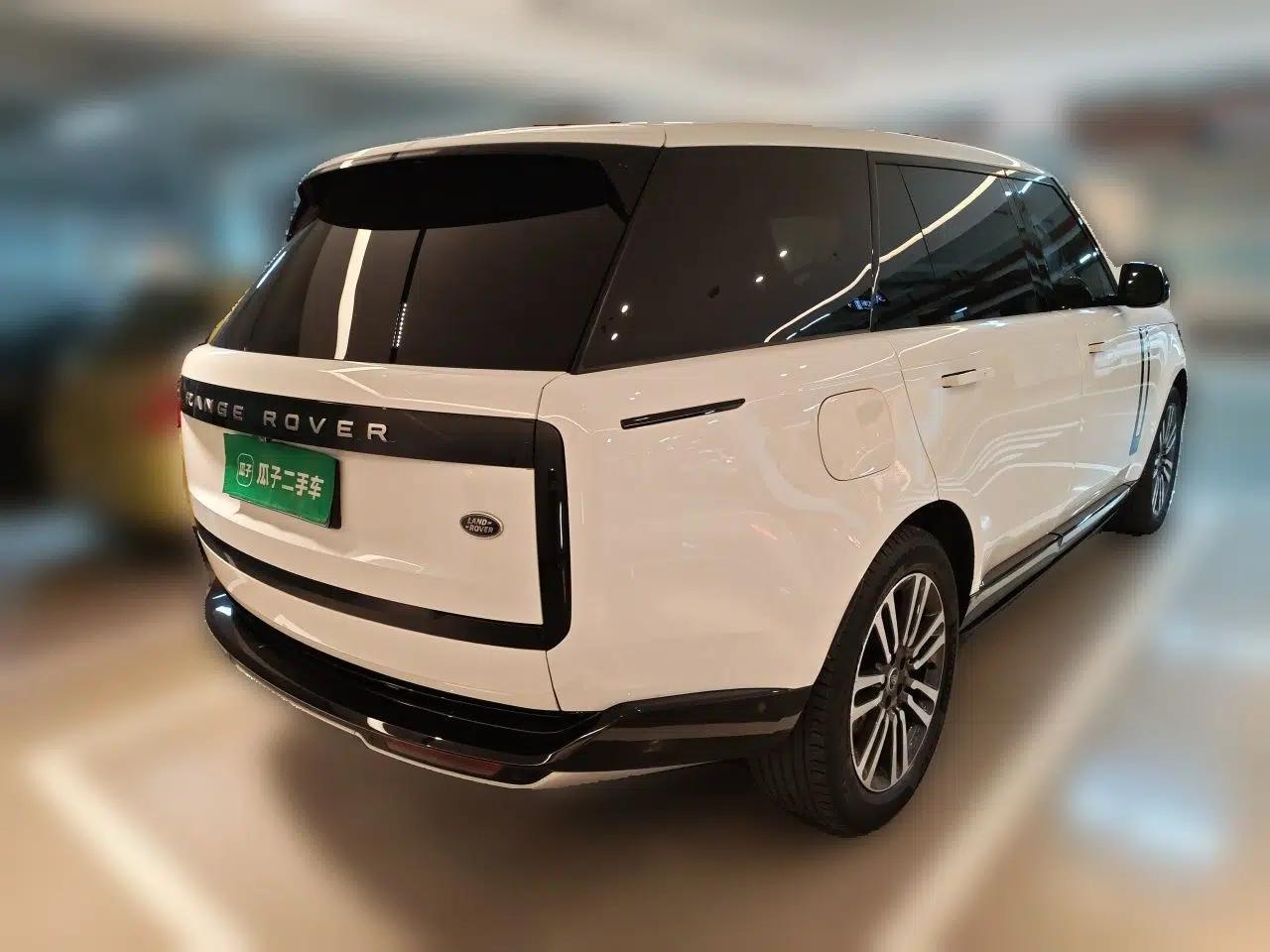 Land Rover Range 2024 3.0 L6 400 PS Extended Luxury Edition — миниатюра 6