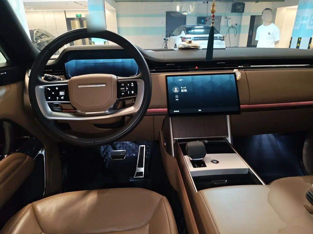 Land Rover Range 2024 3.0 L6 400 PS Extended Luxury Edition — миниатюра 9
