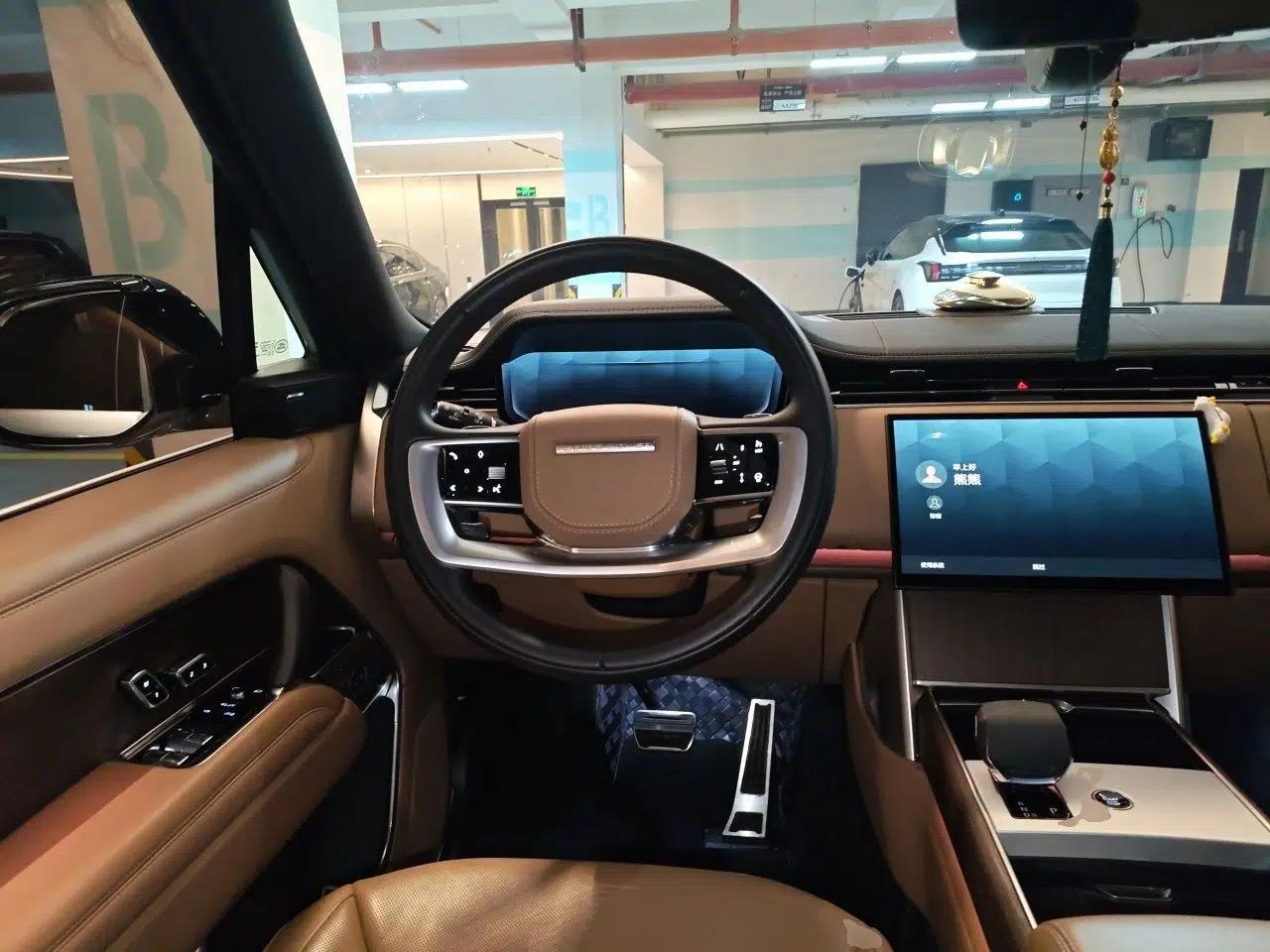 Land Rover Range 2024 3.0 L6 400 PS Extended Luxury Edition — миниатюра 10