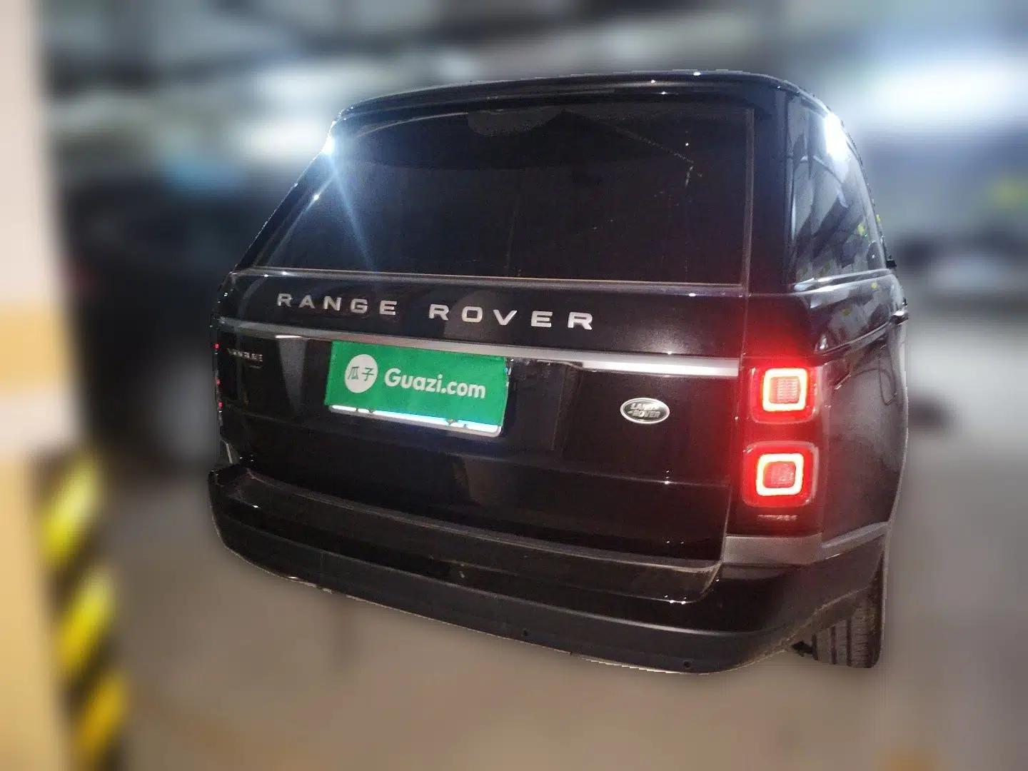 Land Rover Range 2022 3.0 L6 400 PS Classic Extended Version — миниатюра 5
