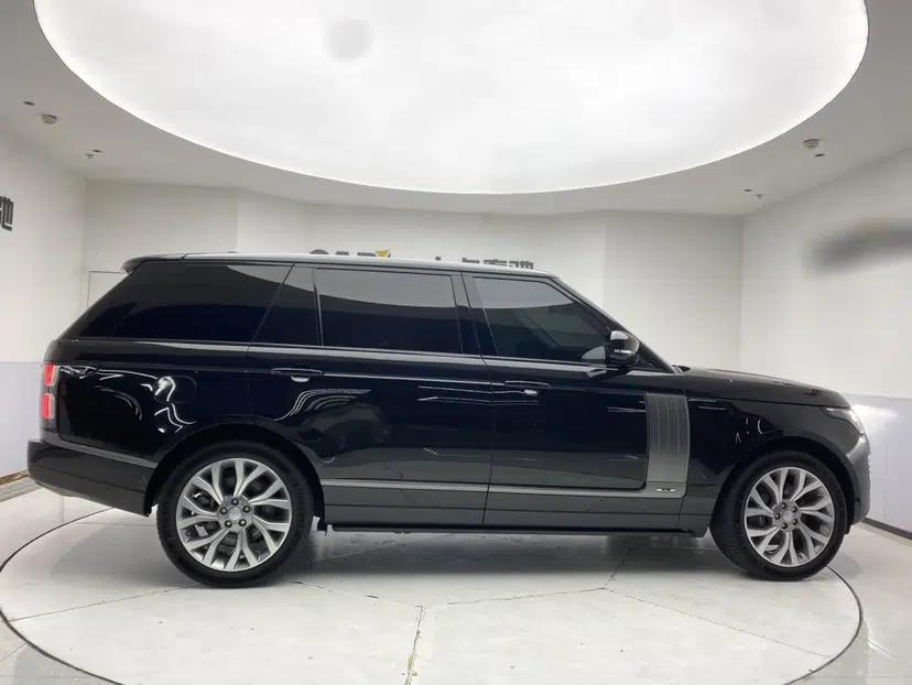 Land Rover Range 2021 3.0 L6 Century Extended Classic Edition — миниатюра 4