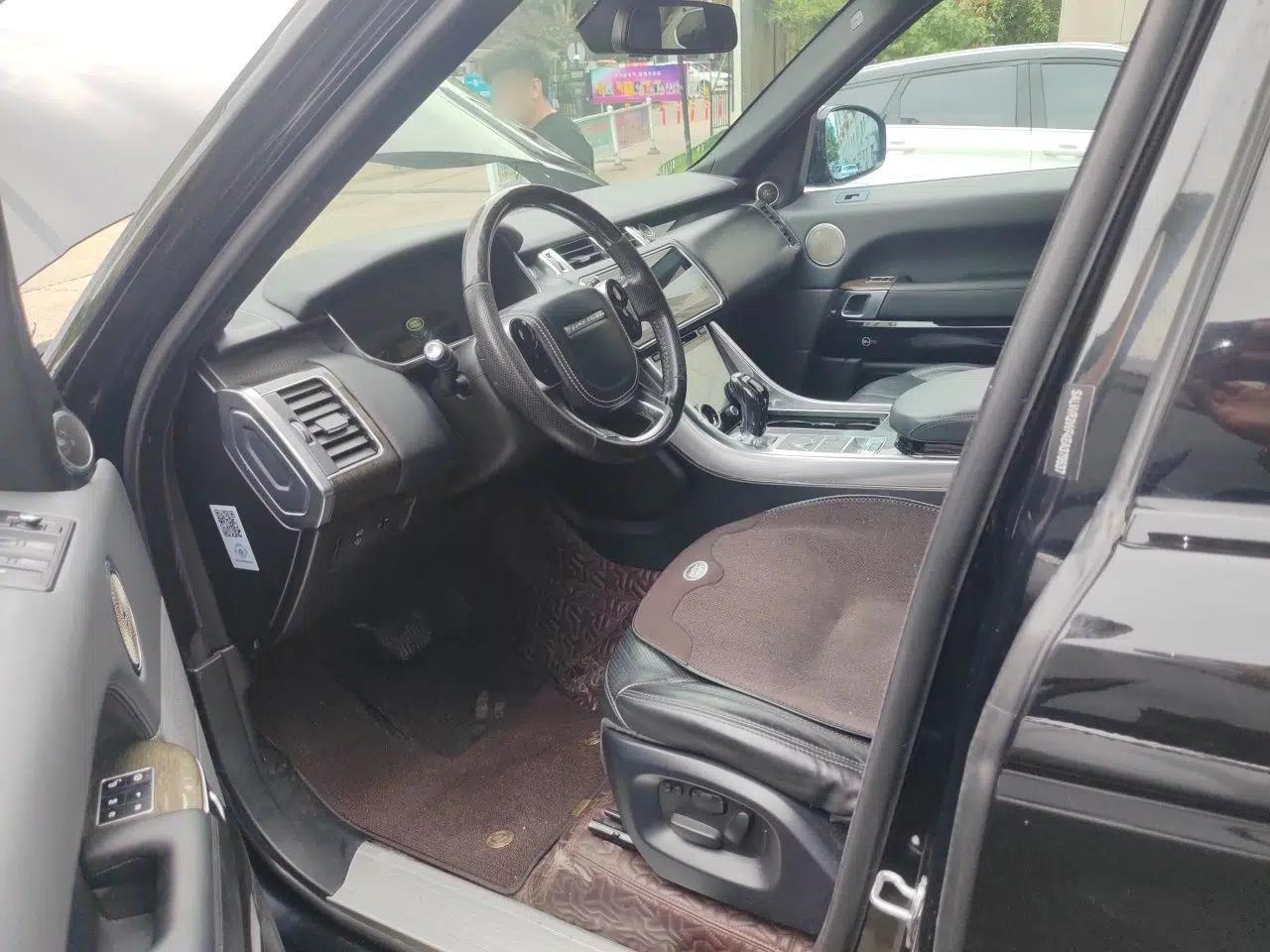 Land Rover Range Range Rover Sport (Customs Import) 3.0 Seven-Seater — миниатюра 16