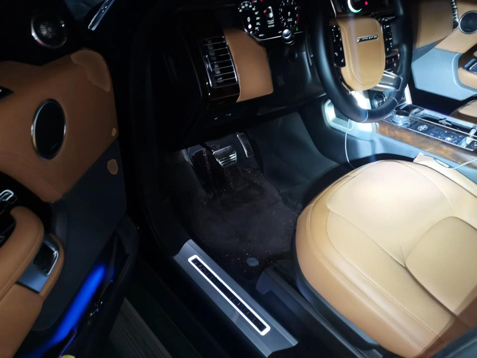 Land Rover Range 2020 3.0 L6 Long-Wheelbase Legacy — миниатюра 16