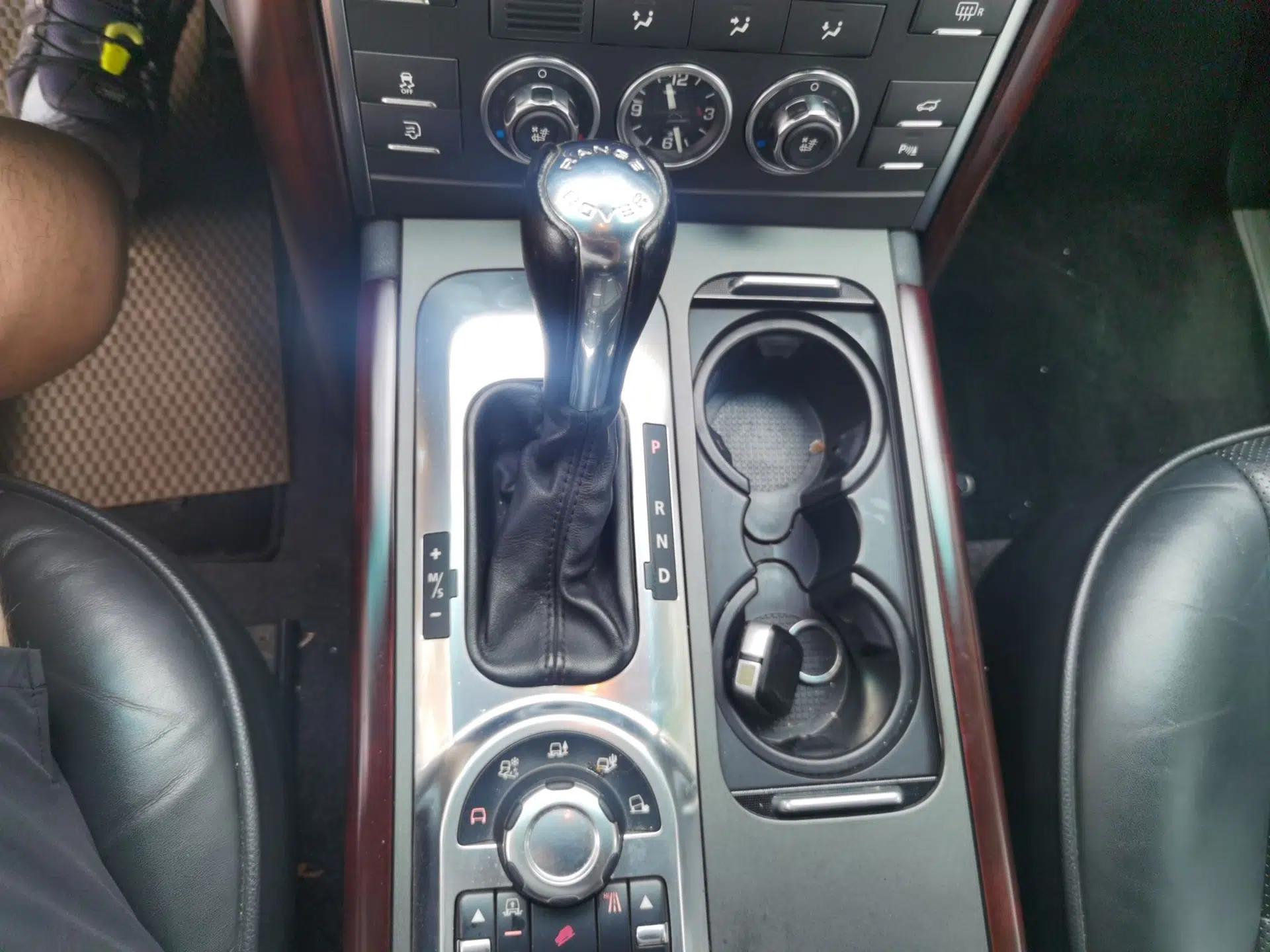 Land Rover Range 2012 5.0 SC V8 — миниатюра 14
