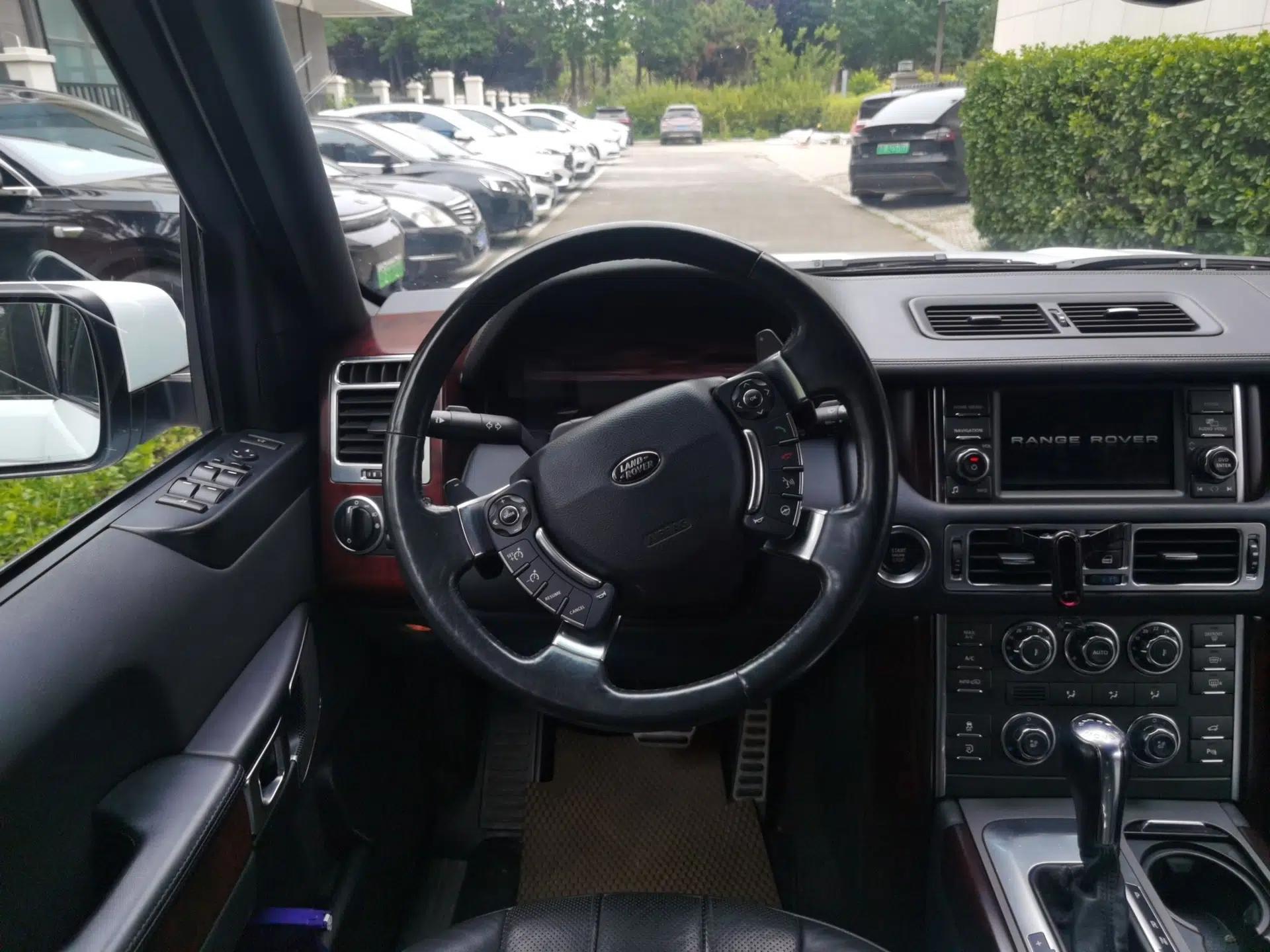 Land Rover Range 2012 5.0 SC V8 — миниатюра 10