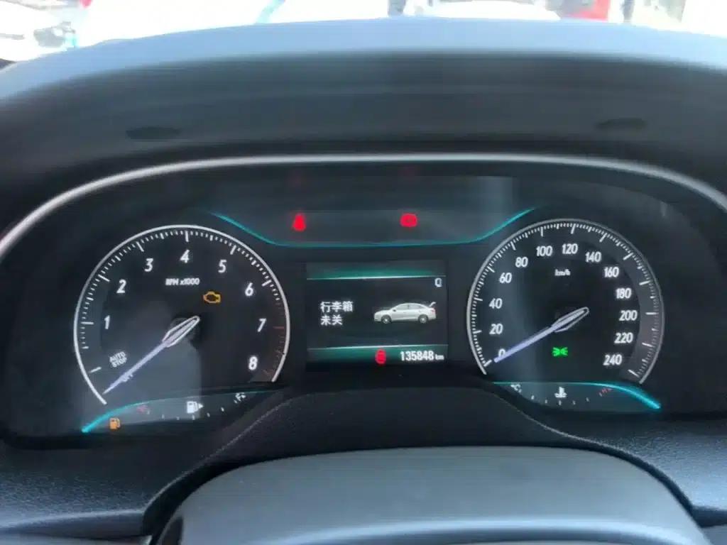 Buick Excelle 2018 15T Manual Elite (National V Emission Standard) — миниатюра 12