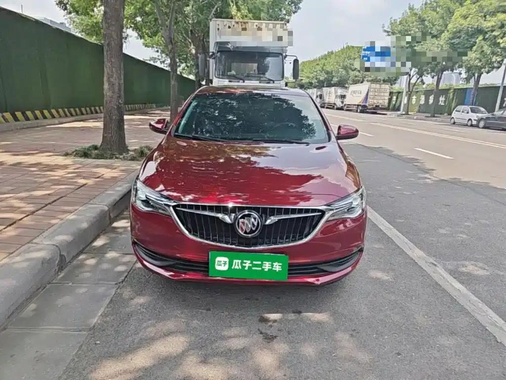 Buick Excelle 2021 Facelift Classic 1.5L Automatic Elite — миниатюра 3