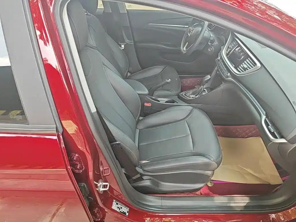 Buick Excelle 2021 Facelift Classic 1.5L Automatic Elite — миниатюра 25