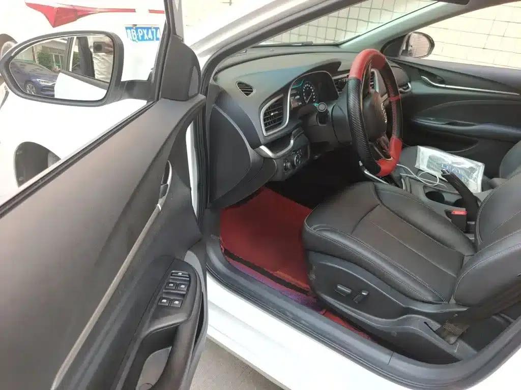 Buick Excelle 2021 Facelift Classic 1.5L Automatic Elite — миниатюра 13