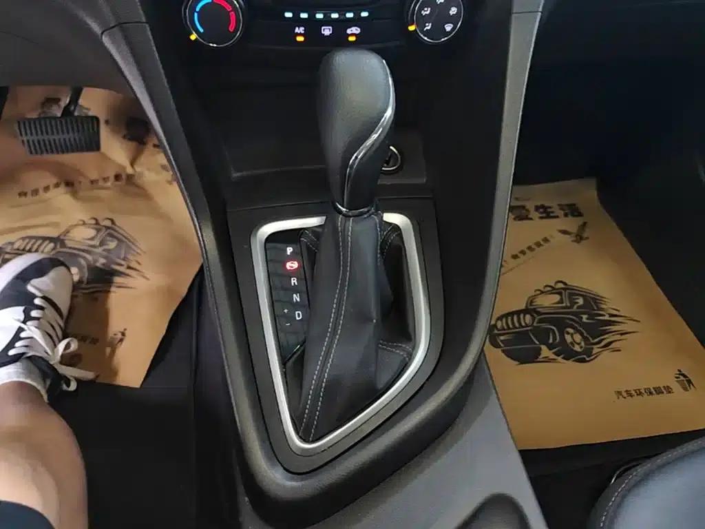 Buick Excelle 2018 18T Automatic Elite — миниатюра 14