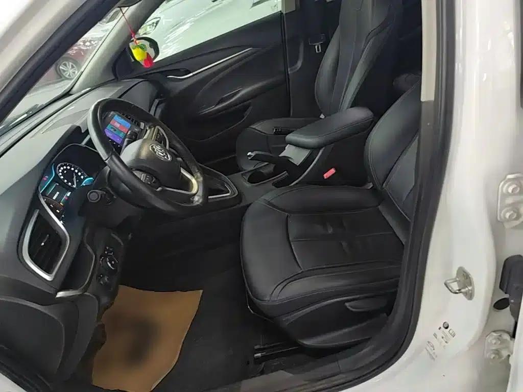 Buick Excelle 2018 18T Automatic Elite — миниатюра 15